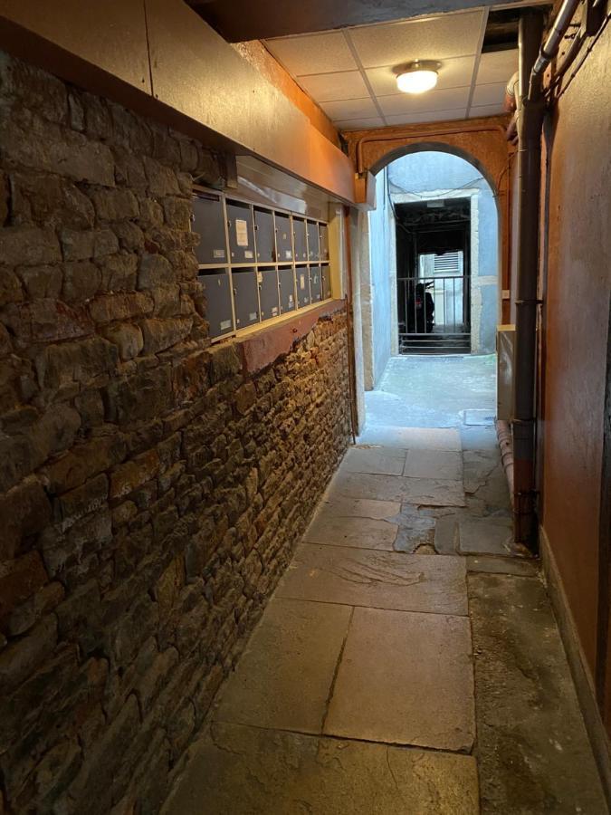 Appartement Cosy Et Moderne En Plein Coeur Du Centre Ville Mâcon 외부 사진